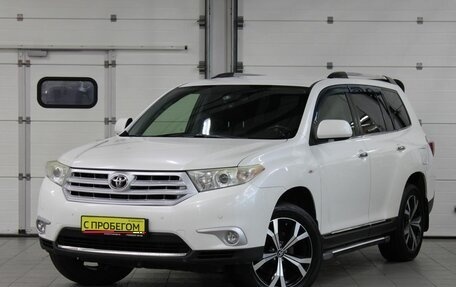 Toyota Highlander III, 2012 год, 1 957 000 рублей, 1 фотография