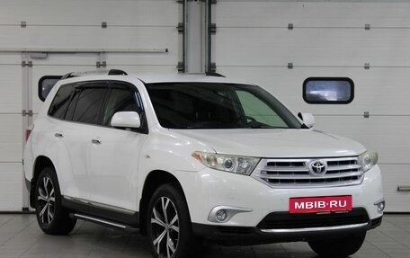 Toyota Highlander III, 2012 год, 1 957 000 рублей, 3 фотография