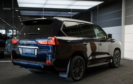 Lexus LX III, 2017 год, 7 900 000 рублей, 9 фотография