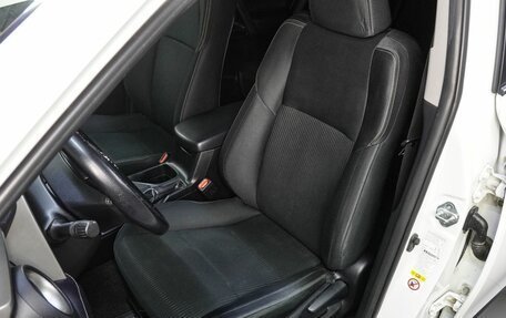 Toyota RAV4, 2013 год, 1 999 000 рублей, 13 фотография