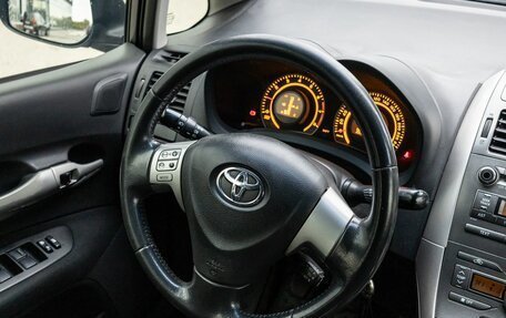 Toyota Auris II, 2008 год, 700 000 рублей, 24 фотография