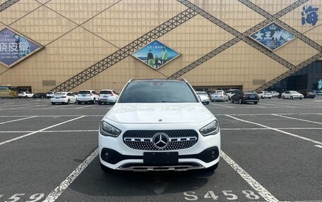 Mercedes-Benz GLA, 2022 год, 2 560 000 рублей, 2 фотография