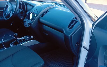 KIA Soul I рестайлинг, 2012 год, 750 000 рублей, 12 фотография