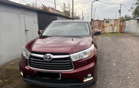 Toyota Highlander III, 2014 год, 2 500 000 рублей, 1 фотография