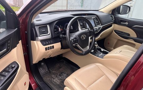 Toyota Highlander III, 2014 год, 2 500 000 рублей, 6 фотография