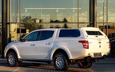 Mitsubishi L200 IV рестайлинг, 2015 год, 1 695 000 рублей, 4 фотография