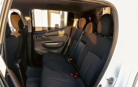 Mitsubishi L200 IV рестайлинг, 2015 год, 1 695 000 рублей, 16 фотография