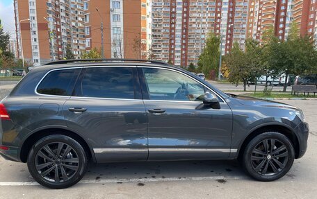 Volkswagen Touareg III, 2012 год, 1 620 000 рублей, 1 фотография