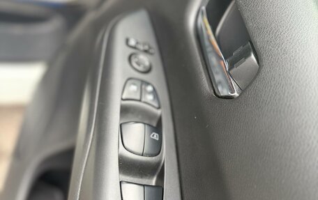 Nissan Serena IV, 2018 год, 1 980 000 рублей, 8 фотография