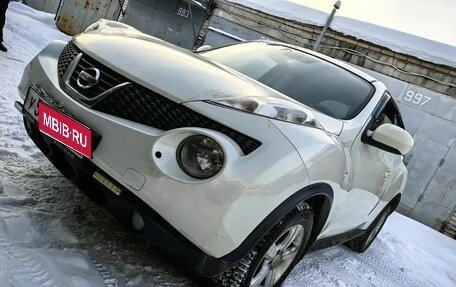 Nissan Juke II, 2011 год, 850 000 рублей, 1 фотография