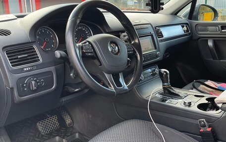 Volkswagen Touareg III, 2012 год, 1 620 000 рублей, 27 фотография