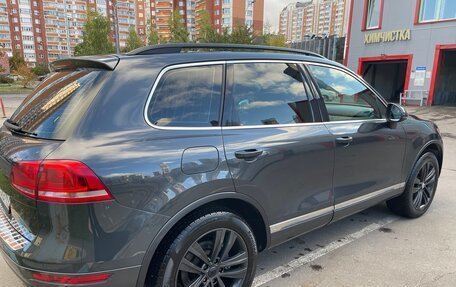 Volkswagen Touareg III, 2012 год, 1 620 000 рублей, 38 фотография