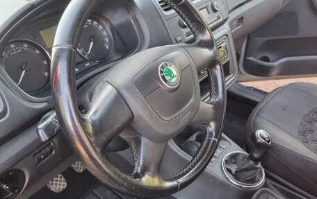 Skoda Fabia II, 2011 год, 725 000 рублей, 12 фотография