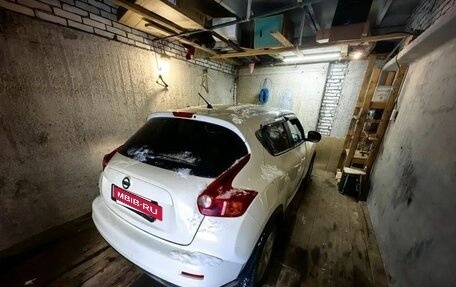 Nissan Juke II, 2011 год, 850 000 рублей, 24 фотография
