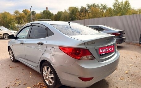 Hyundai Solaris II рестайлинг, 2011 год, 590 000 рублей, 5 фотография