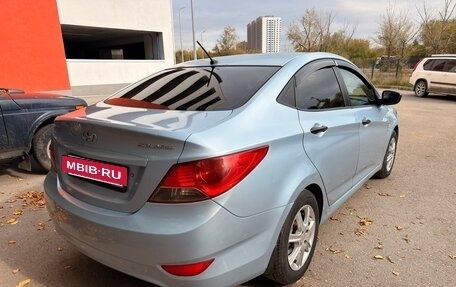 Hyundai Solaris II рестайлинг, 2011 год, 590 000 рублей, 6 фотография