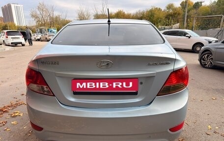 Hyundai Solaris II рестайлинг, 2011 год, 590 000 рублей, 7 фотография