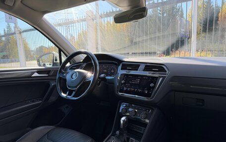 Volkswagen Tiguan II, 2019 год, 2 749 000 рублей, 9 фотография