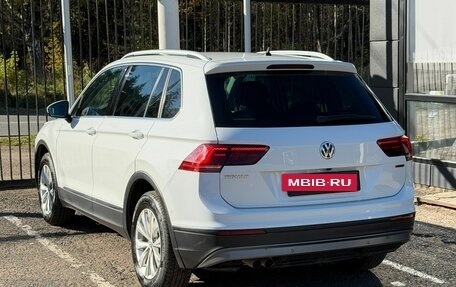 Volkswagen Tiguan II, 2019 год, 2 749 000 рублей, 6 фотография
