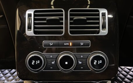 Land Rover Range Rover IV рестайлинг, 2016 год, 4 000 000 рублей, 13 фотография