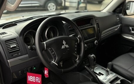 Mitsubishi Pajero IV, 2011 год, 2 150 000 рублей, 11 фотография