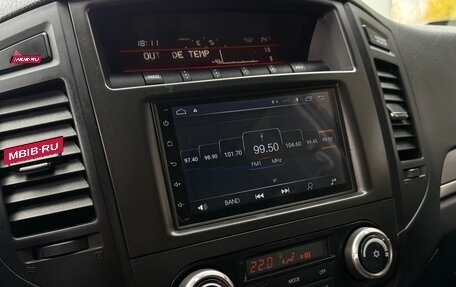 Mitsubishi Pajero IV, 2011 год, 2 150 000 рублей, 19 фотография
