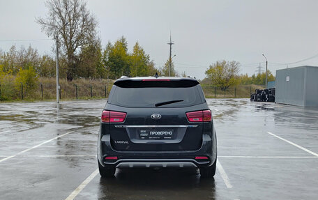 KIA Carnival III, 2019 год, 2 570 000 рублей, 10 фотография