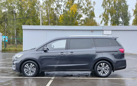 KIA Carnival III, 2019 год, 2 570 000 рублей, 12 фотография