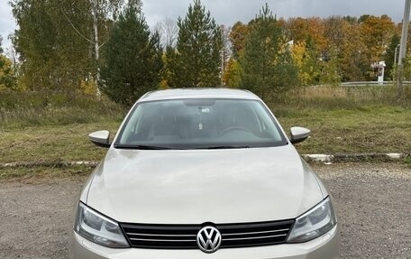 Volkswagen Jetta VI, 2012 год, 1 350 000 рублей, 1 фотография