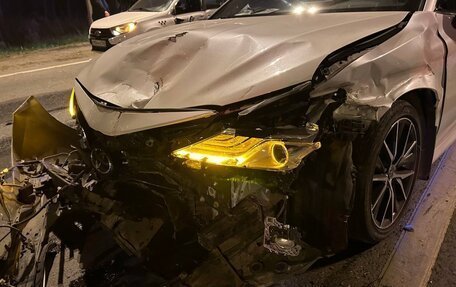 Toyota Camry, 2021 год, 2 000 000 рублей, 6 фотография