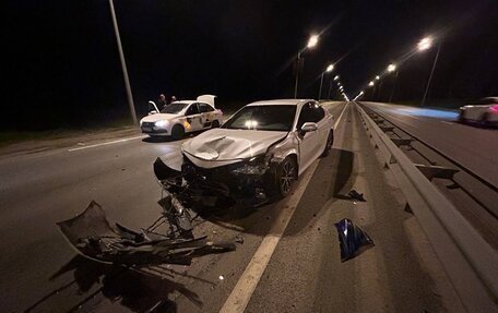 Toyota Camry, 2021 год, 2 000 000 рублей, 9 фотография