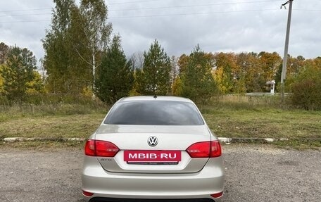 Volkswagen Jetta VI, 2012 год, 1 350 000 рублей, 2 фотография