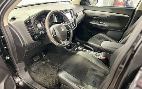 Mitsubishi Outlander III рестайлинг 3, 2012 год, 1 230 000 рублей, 9 фотография