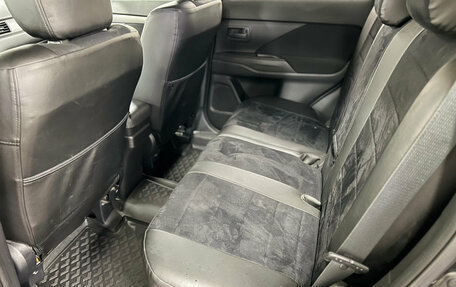 Mitsubishi Outlander III рестайлинг 3, 2012 год, 1 230 000 рублей, 18 фотография