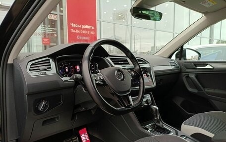 Volkswagen Tiguan II, 2019 год, 2 756 000 рублей, 6 фотография