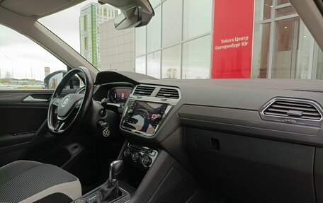 Volkswagen Tiguan II, 2019 год, 2 756 000 рублей, 8 фотография