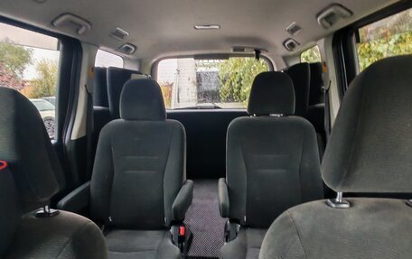 Toyota Noah III, 2012 год, 1 380 000 рублей, 6 фотография