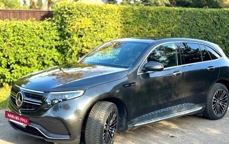 Mercedes-Benz EQC, 2021 год, 5 170 000 рублей, 23 фотография