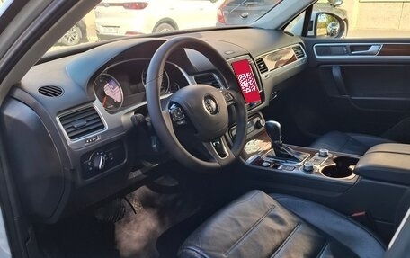 Volkswagen Touareg III, 2015 год, 2 690 000 рублей, 11 фотография