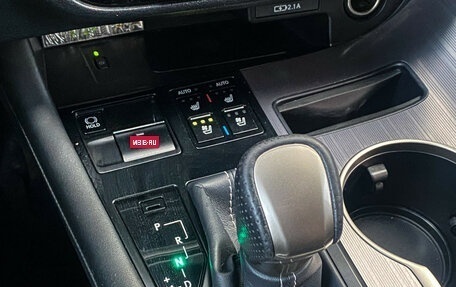Lexus RX IV рестайлинг, 2020 год, 5 200 000 рублей, 18 фотография