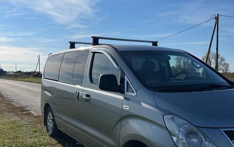 Hyundai Grand Starex Grand Starex I рестайлинг 2, 2011 год, 1 390 000 рублей, 3 фотография