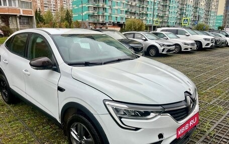 Renault Arkana I, 2021 год, 825 000 рублей, 3 фотография