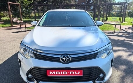 Toyota Camry, 2014 год, 1 850 000 рублей, 5 фотография