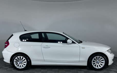 BMW 1 серия, 2011 год, 850 000 рублей, 8 фотография