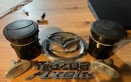 Mazda Axela, 2010 год, 900 000 рублей, 11 фотография