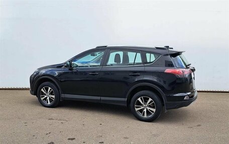 Toyota RAV4, 2017 год, 1 920 000 рублей, 7 фотография