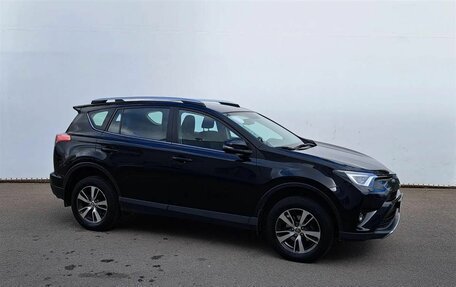 Toyota RAV4, 2017 год, 1 920 000 рублей, 3 фотография
