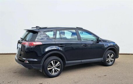 Toyota RAV4, 2017 год, 1 920 000 рублей, 5 фотография