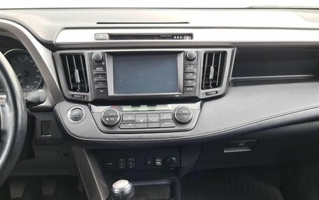 Toyota RAV4, 2017 год, 1 920 000 рублей, 15 фотография