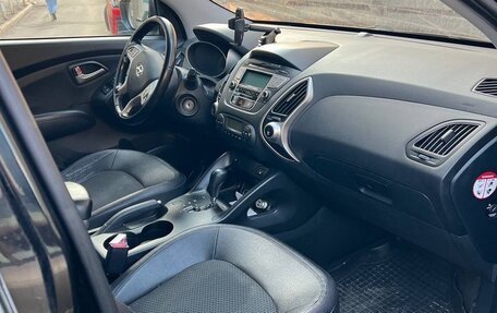 Hyundai ix35 I рестайлинг, 2013 год, 1 050 000 рублей, 11 фотография